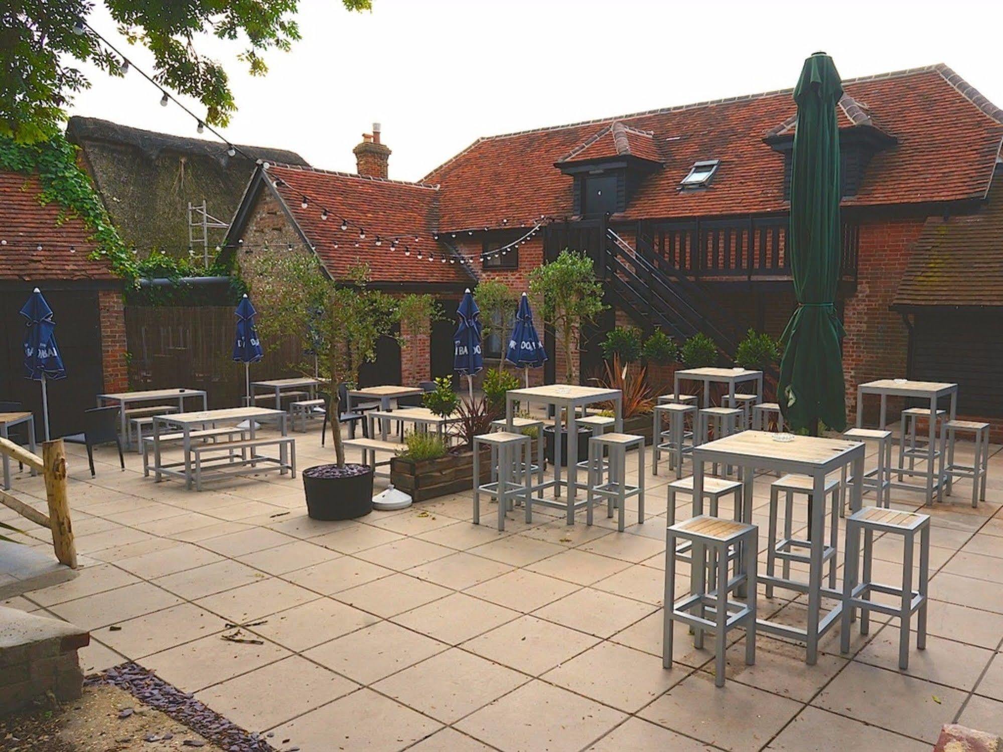 The Dean Ale & Cider House Hotel Chichester Exterior foto